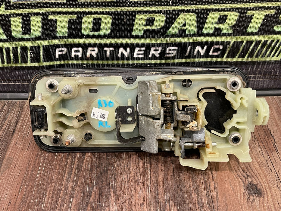 2017-2019 FORD F250 F350 F450 REAR RIGHT DOOR HANDLE OEM BLACK PEARL G1