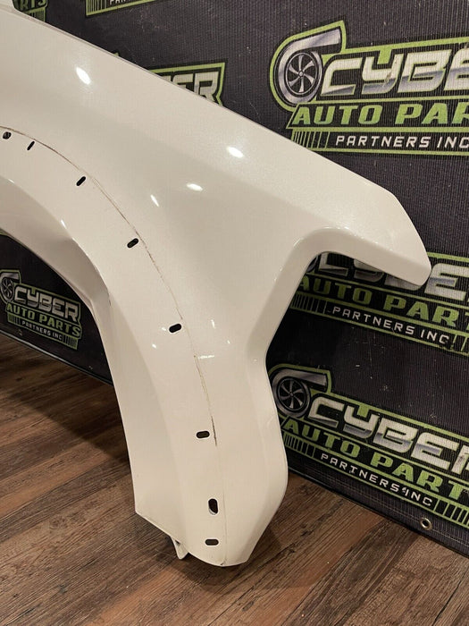 2017-2022 FORD F450 FRONT RIGHT WHITE FENDER PANEL OEM *LOCAL PICKUP ONLY!!*