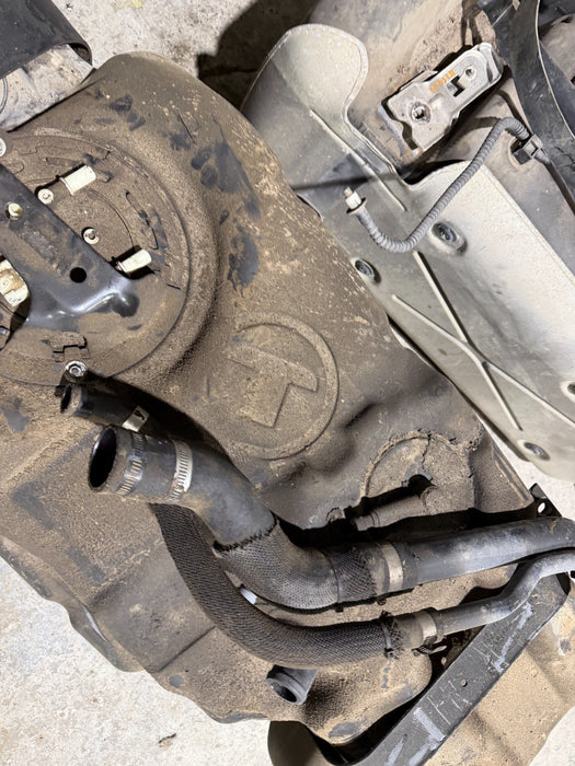 2017-2022 FORD F250 F350 CREW CAB SHORT BED TITAN 55 GALLON DIESEL FUEL TANK