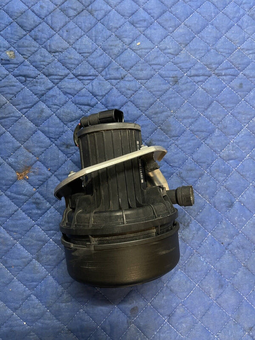 2012 AUDI R8 4.2L V8 OEM SECONDARY AIR INJECTION PUMP 420906601 420 906 601