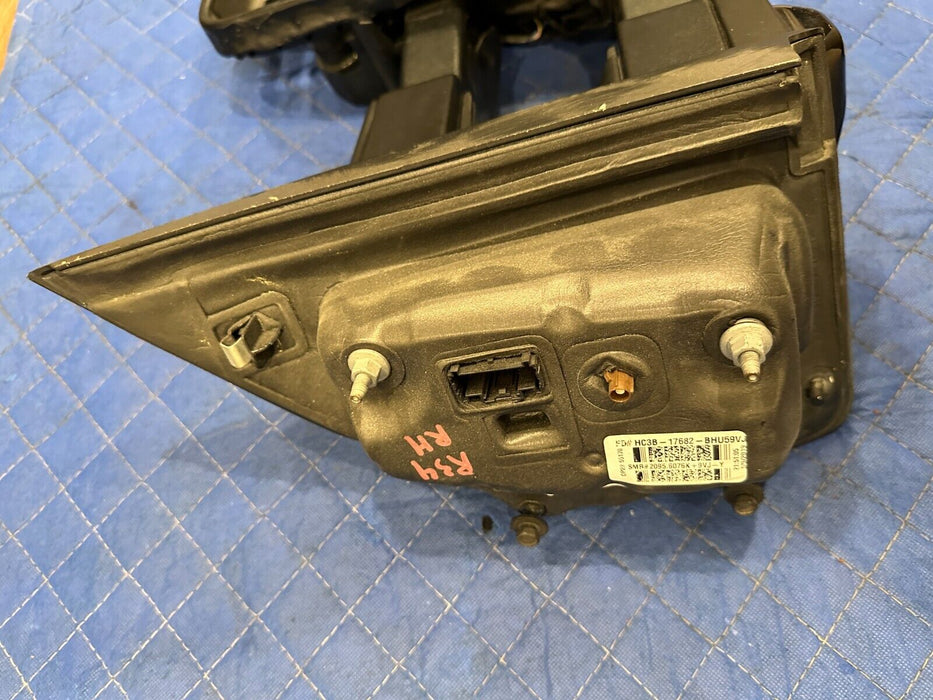 2017-2022 FORD F250 F350 F450 PASSENGER RIGHT TOW MIRROR BLISS OEM ~FIRE DAMAGE~