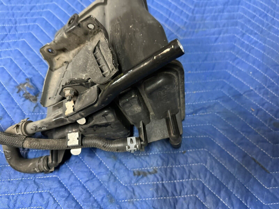 2017 AUDI R8 LAMBORGHINI HURACAN V10 FUEL VAPOR CANISTER 4S0 201 797 B 4S0201797