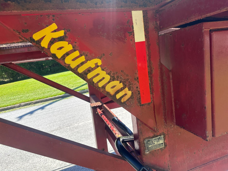 2002 Kaufman 35' Wedge Car Hauler Trailer