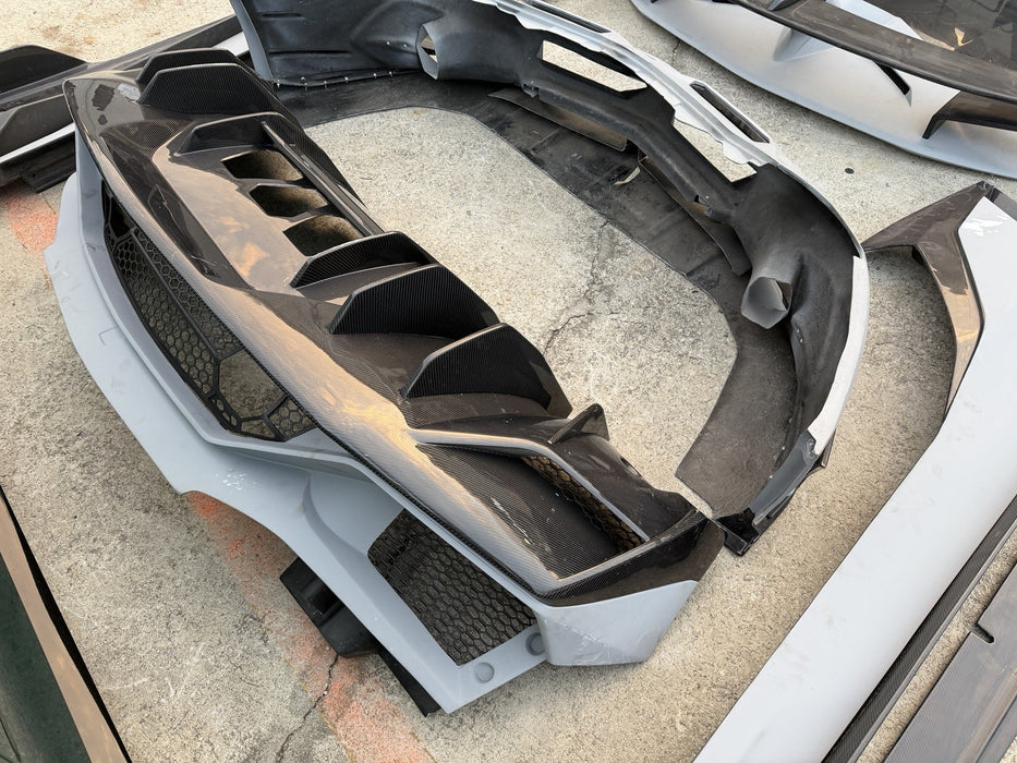 LAMBORGHINI AVENTADOR SVJ REPLICA KIT CARBON FIBER BUMPERS HOOD SIDE SKIRTS WING