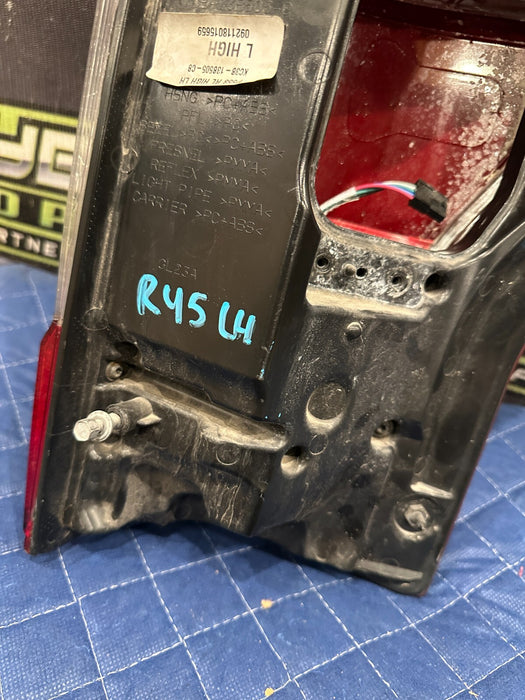 2017-2019 FORD F250 F350 F450 DRIVER LEFT TAIL LIGHT OEM *WATER DAMAGE*