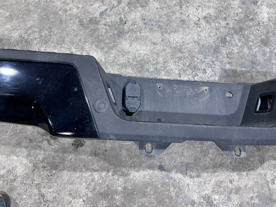 2017-2022 FORD F250 F350 F450 REAR BUMPER W SENSOR HARNESS OEM *READ