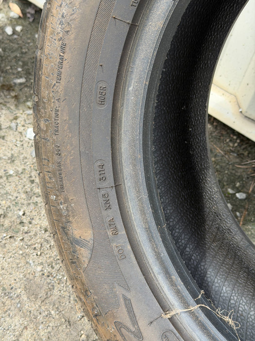 (1) STARFIRE WR 235/55R17