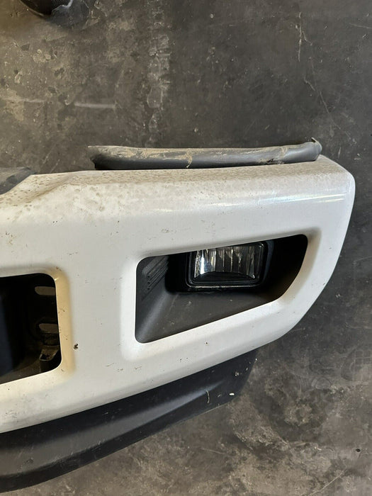 2017-2019 FORD F250 F350 FRONT BUMPER W/ LED METALLIC WHITE (UG) OEM ~DAMAGE~