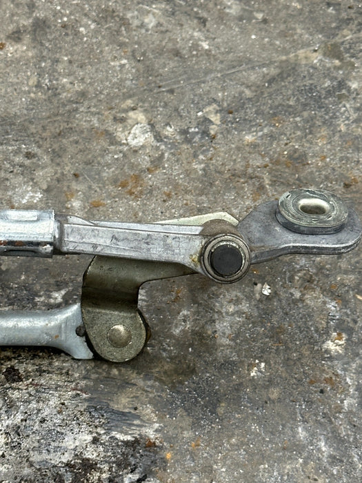 2014 AUDI R8 WINDSHIELD WIPER MOTOR 423 955 024 OEM GENUINE