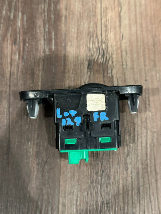 2017-2019 FORD F250 F350 F450 FRONT RIGHT WINDOW BUTTON SWITCH OEM