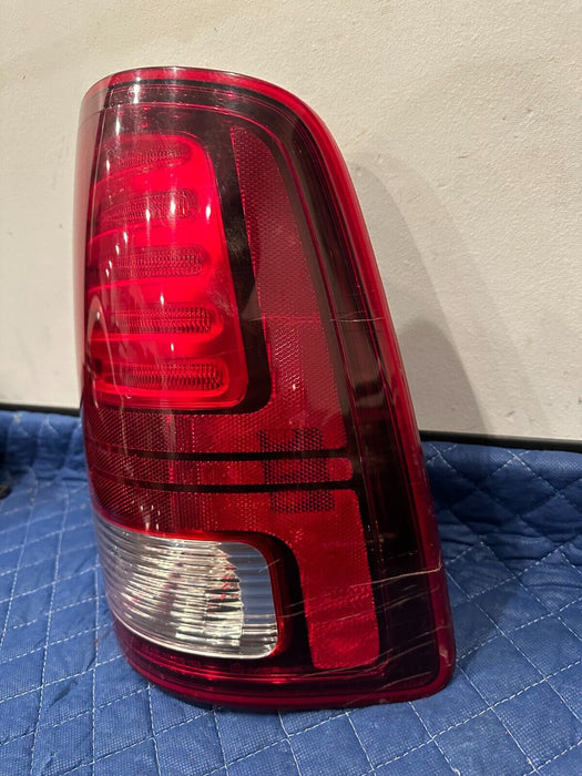 2014-2018 Dodge Ram 1500 2500 3500 Rear Taillamp Tail Lamp LED RIGHT Mopar OEM