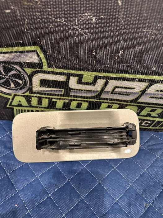 2017-2019 FORD F250 F350 F450 REAR RIGHT WHITE GOLD DOOR HANDLE OEM ~DAMAGE~