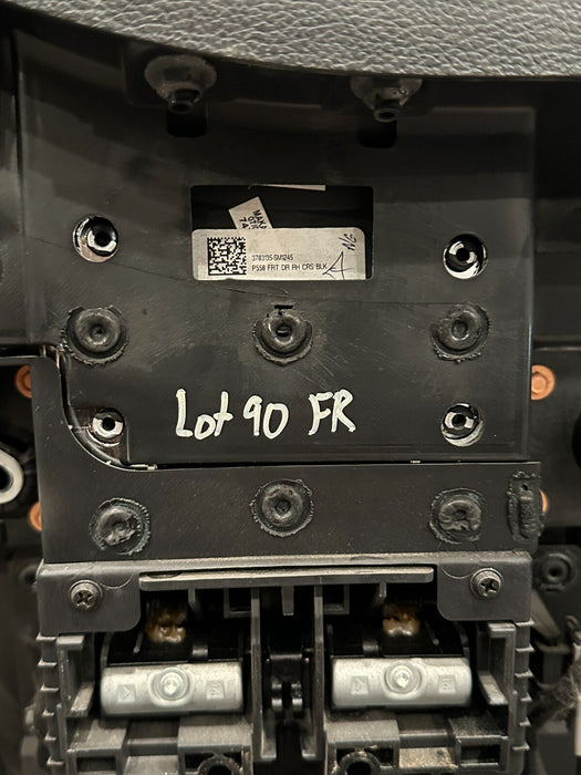 2017-2019 FORD 350 F450 PLATINUM FRONT PASSENGER RIGHT DOOR PANEL OEM *WEAR 5-9*