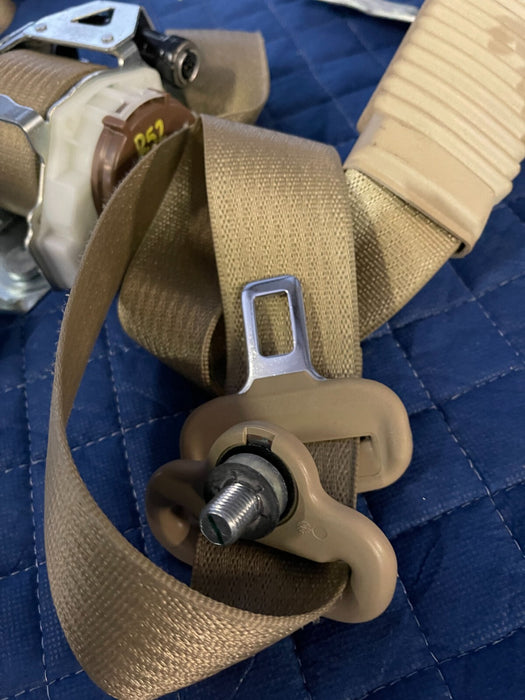 2017 FORD F250 F350 F450 LARIAT FRONT LEFT & RIGHT TAN SEATBELT PAIR