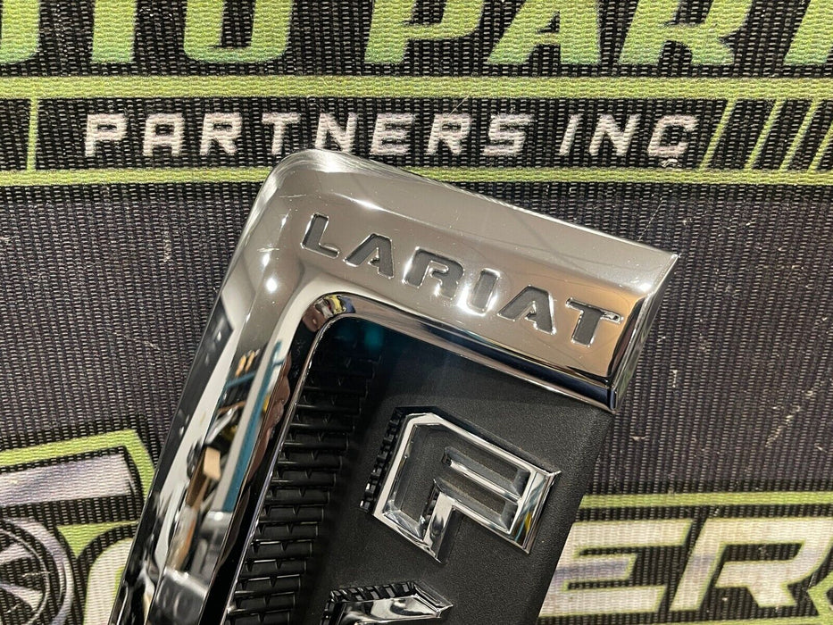 2017-19 FORD F450 LARIAT DRIVER LEFT FENDER EMBLEM BADGE OEM *SCUFFS #5*
