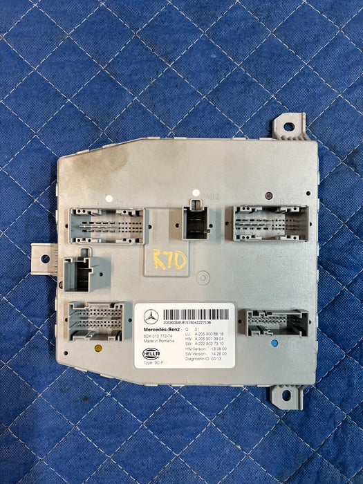 2015 MERCEDES-BENZ C63S AMG OEM SAM SIGNAL ACQUISITION MODULE 2059006818
