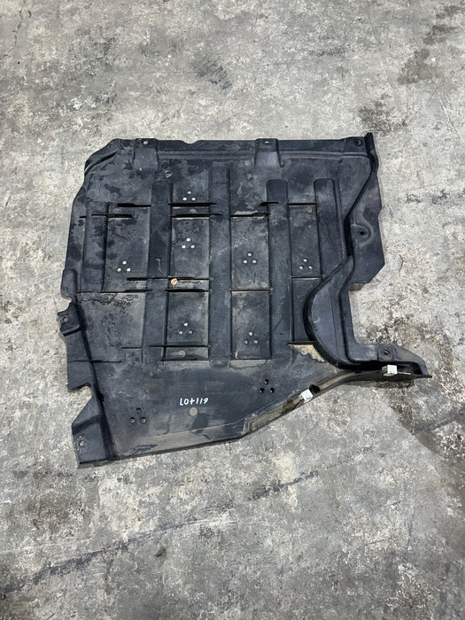 2024 BMW M3 M4 G80 G82 REAR UNDER SHIELD SPLASH SHIELD PANEL OEM 51758074610