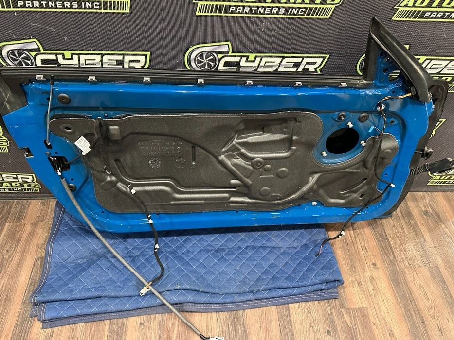 2015-2020 BMW M4 F82 FRONT LEFT DRIVER DOOR LAGUNA SECA BLUE 448 MINOR SCRATCHES