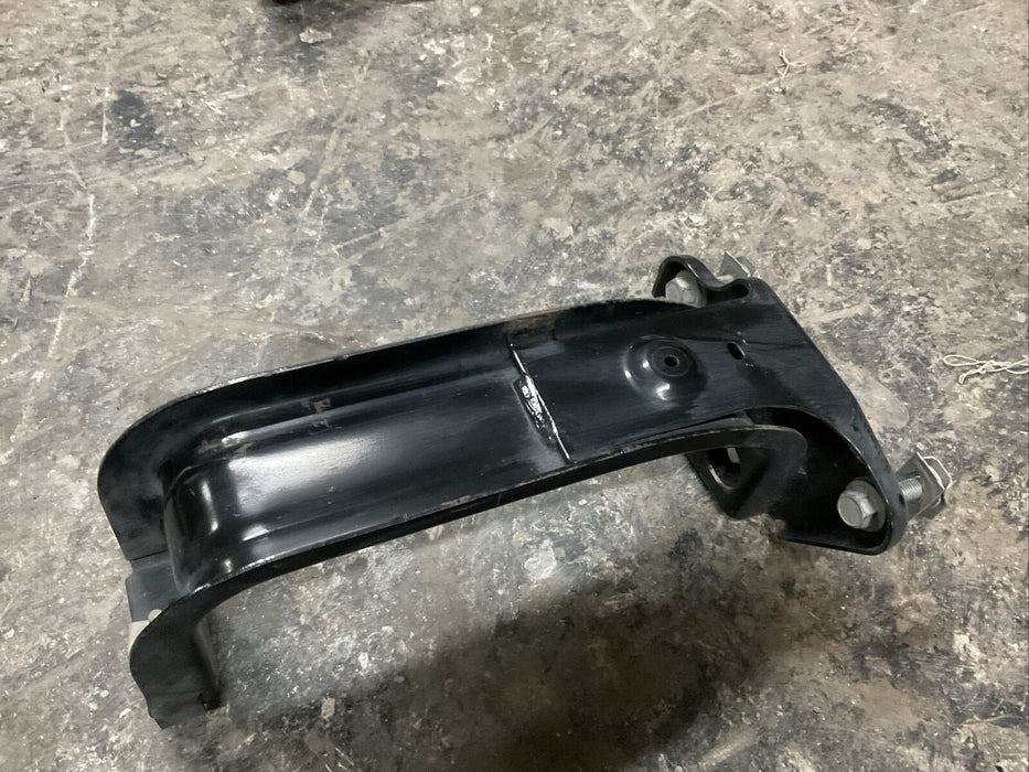 2017 FORD F250 F350 F450 DIESEL SUPERDUTY 6.7L DEF FLUID TANK TOP BRACKET OEM