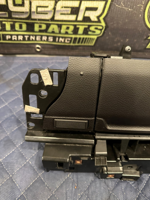 2024 DODGE RAM 3500 LARAMIE DASHBOARD UPPER GLOVE BOX STORAGE OEM *FLAWS 3,4,7*