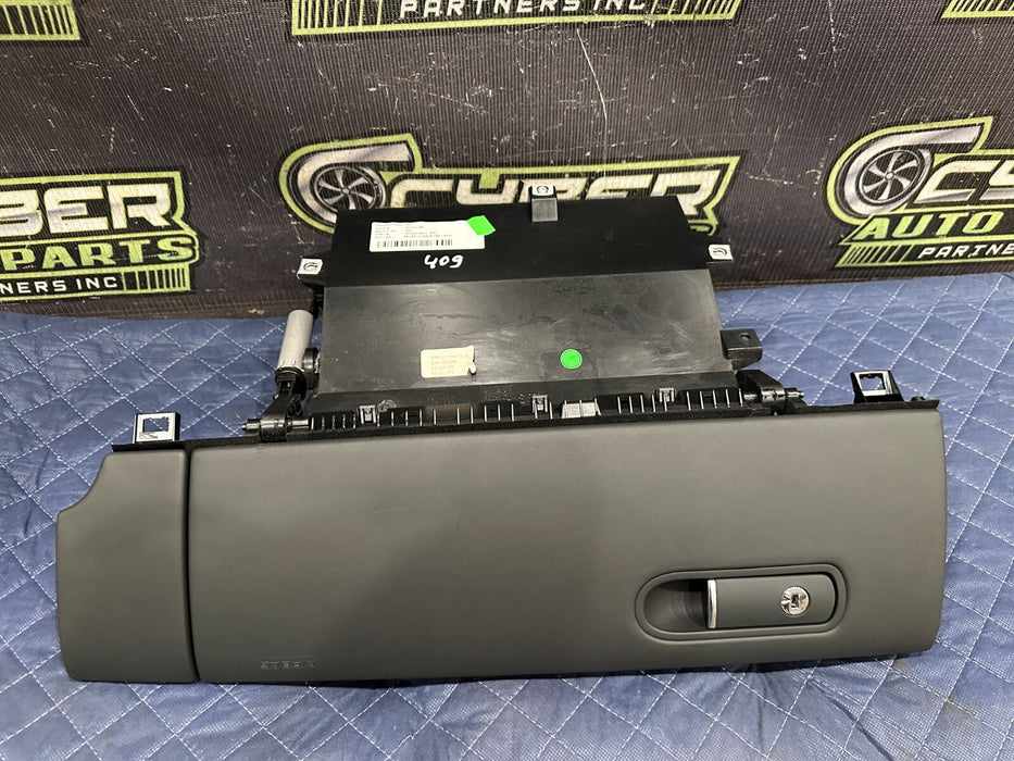 2014 AUDI R8 GLOVE BOX DASH COMPARTMENT 423 857 096 OEM 423 857 104