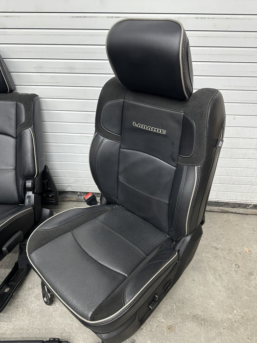 2021 RAM 2500 LARAMIE MEGA CAB INTERIOR FRONT REAT SEATS CENTER CONSOLE PANELS