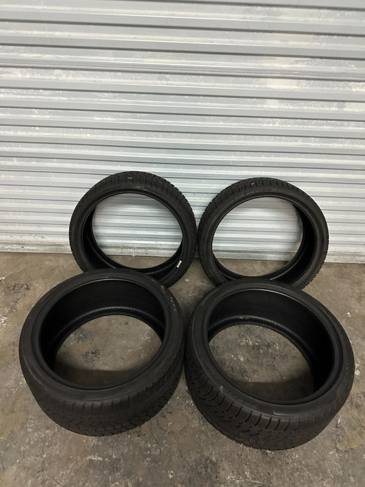 PIRELLI WINTER SOTTOZERO 3 TIRES SET (4) 245/30R20 90W 305/30R20 (MFR DATE 4716)