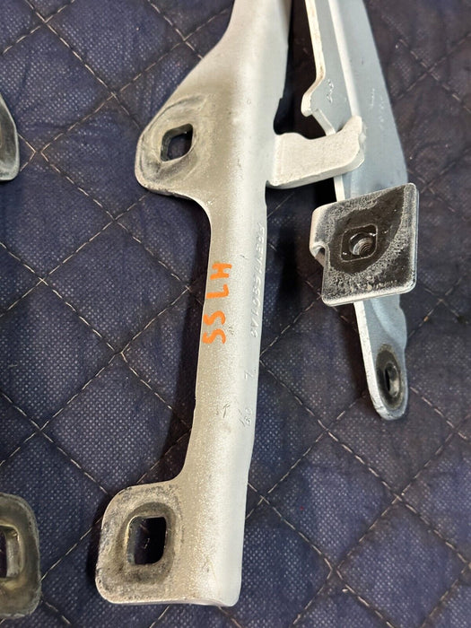 2016 FORD MUSTANG SHELBY GT350 LEFT RIGHT HOOD HINGE HINGES PAIR OEM FR3V16801AC