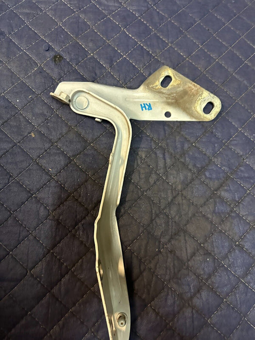 2018 DODGE CHARGER HELLCAT FRONT RIGHT PASSENGER HOOD HINGE OEM
