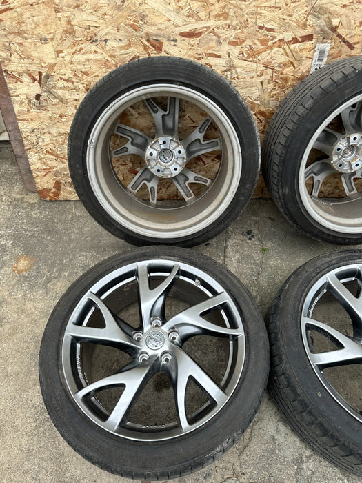 2013 NISSAN 370Z FRONT REAR WHEELS RIMS TIRES 19X9 19X10 OEM *SLIGHT CURB RASH*