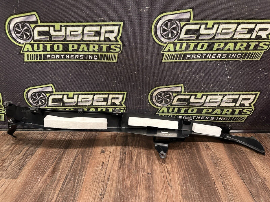 2015 MERCEDES BENZ C63S EDITION 1 REAR LEFT QUARTER SILL PLATE TRIM OEM *SCUFF*
