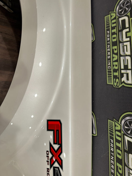 2017 2019 FORD F350 F450 LEFT DUALLY BED SIDE FENDER FLARE PEARL WHITE *UG* OEM