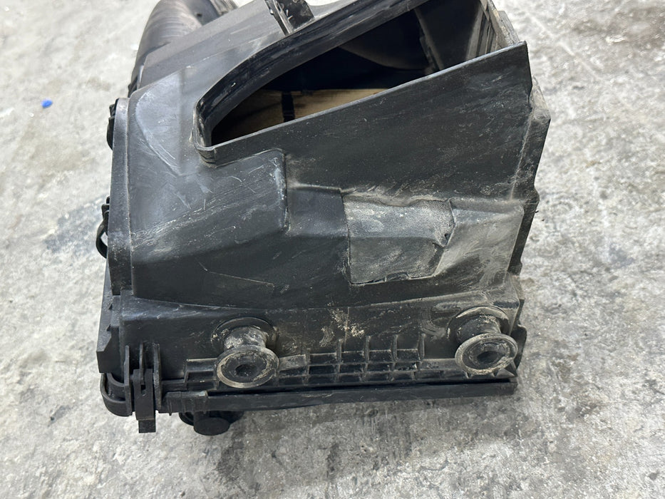 2020-2022 FORD F250 F350 F450 ENGINE AIR CLEANER INTAKE COMPLETE OEM DIESEL