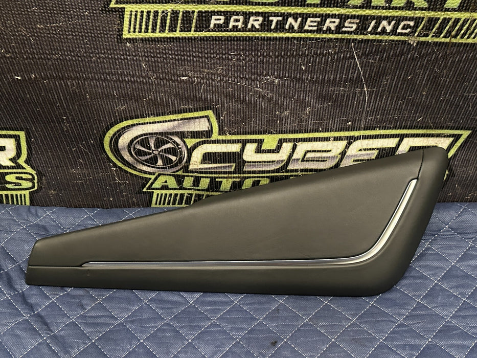 2014 AUDI R8 CENTER CONSOLE RIGHT PASSENGER TRIM PANEL OEM 423 863 970 C