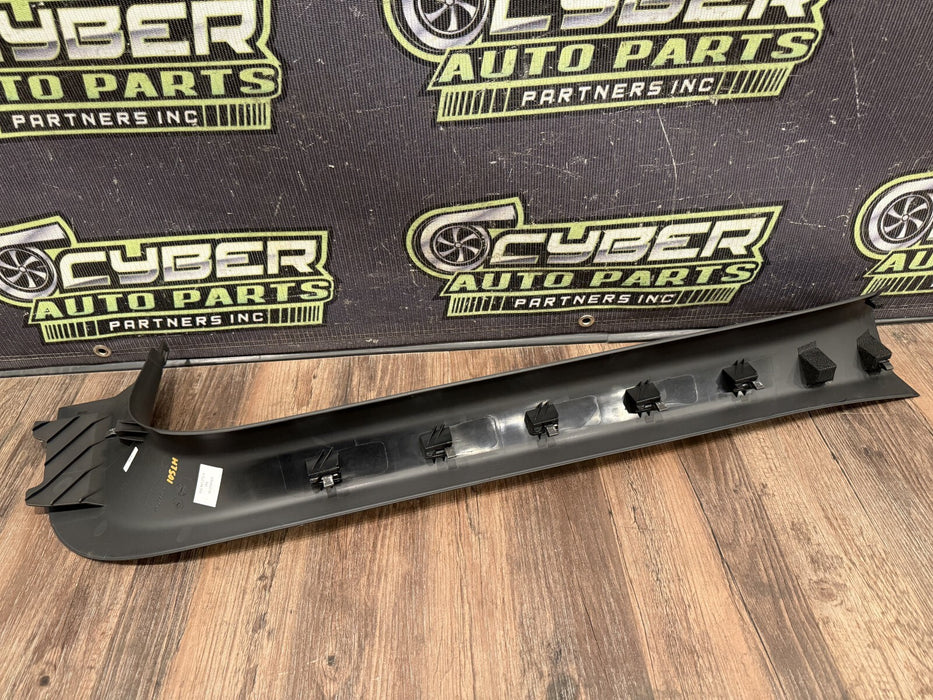 2021 AUDI R8 DRIVER LEFT LOWER A PILLAR TRIM PANEL OEM *SLIGHT HEAT WEAR #8*