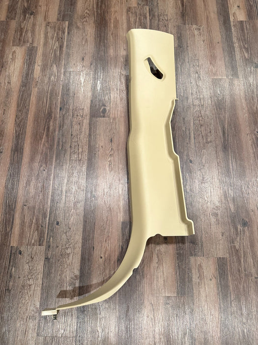 2017-2019 FORD F250 F350 LARIAT TAN PASSENGER RIGHT C PILLAR TRIM OEM *SCRATCHES
