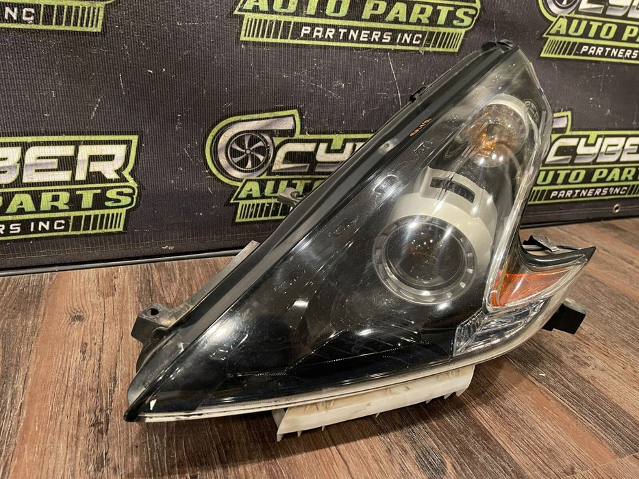 2018 NISSAN 370Z NISMO FRONT LEFT BLACK HOUSING HEADLIGHT OEM SLIGHT SUN DAMAGE