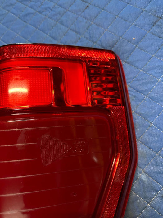 2020 2021 2022 FORD F250 F350 F450 PASSENGER RIGHT LED BLISS TAILLIGHT OEM