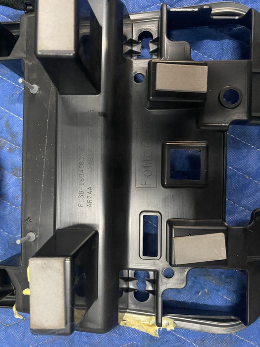 2017-2019 FORD F250 F350 ROOF HEADLINER CONSOLE TRIM MOUNT BRACKET OEM