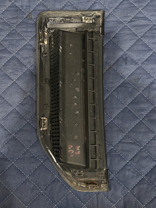 2017-2019 FORD F350 PLATINUM PASSENGER RIGHT FENDER EMBLEM BADGE OEM