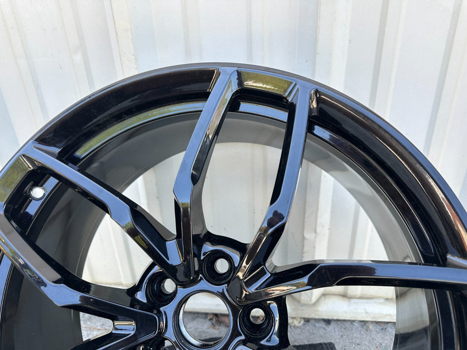 2015 LAMBORGHINI HURACAN OEM GENUINE FACTORY FRONT WHEEL RIM 20X8.5 4T0601017P