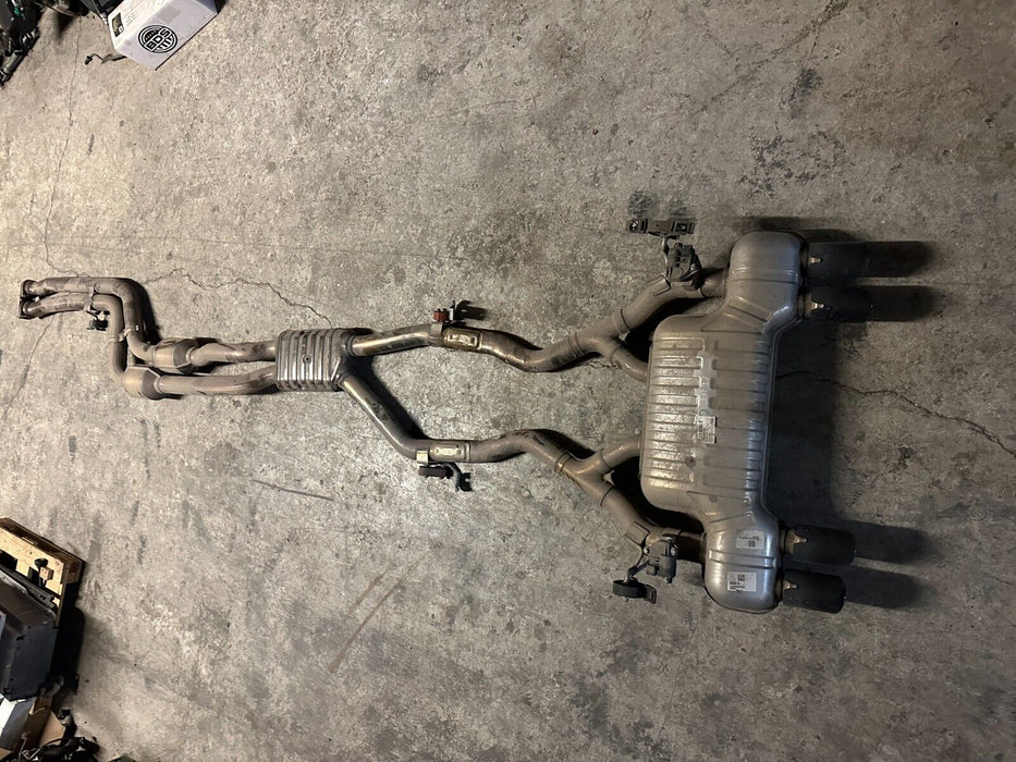 2020 BMW M4 F82 EXHAUST MUFFLER & CENTER PIPE
