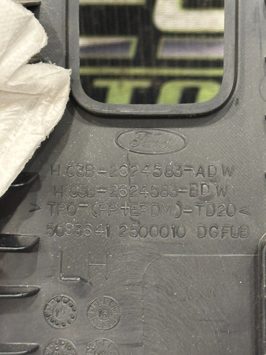 2017 2022 FORD F350 F450 PLATINUM LEFT RIGHT UPPER B PILLAR SET OEM ~SCRATCHES~