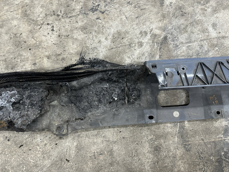 2021 AUDI R8 KEMORA GREY LEFT DRIVER CARBON FIBER SIDE SKIRT  *BURN DAMGE*