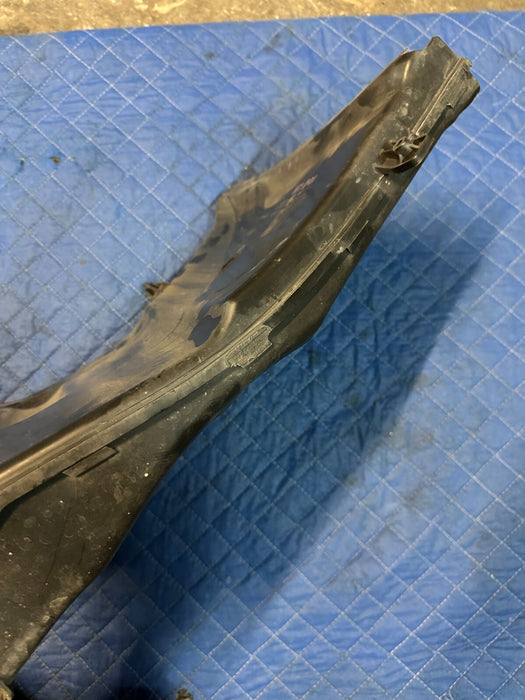 2018 AUDI R8 QUATTRO OEM REAR LEFTAIR INTAKE DUCT GUIDE 4S7 121 333