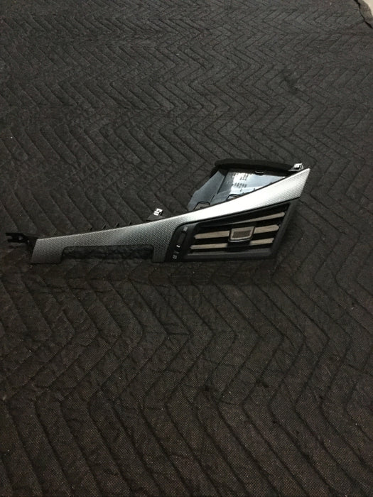 2014-2018 INFINITI Q50 OEM LH DASH AC VENT