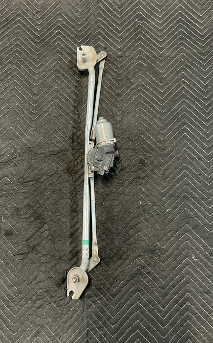 2015 DODGE CHALLENGER HELLCAT SRT WINDSHIELD WIPER MOTOR OEM