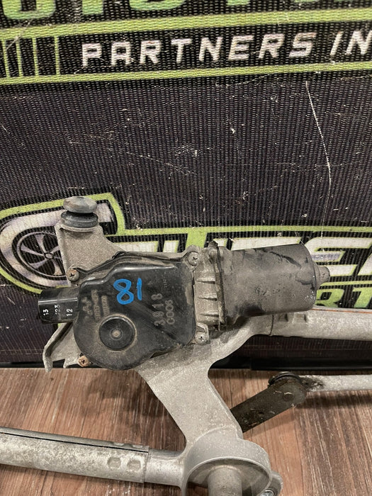 2014 TOYOTA PRIUS V FRONT WINDSHIELD LINKAGE WIPER MOTOR OEM
