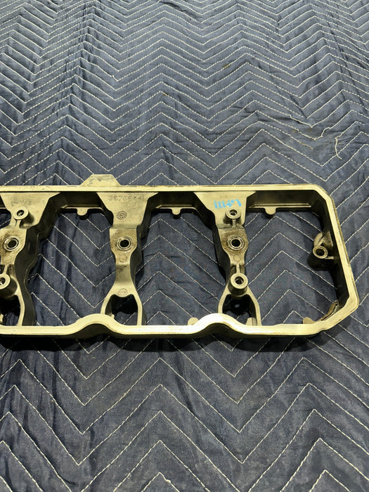 2015 DODGE RAM 2500 ENGINE VALVE COVER ROCKER HOUSING OEM 3975944