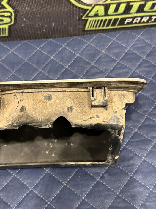 2017-22 FORD F450 DUALLY SUPERDUTY FUEL GAS DOOR LID ASSEMBLY (UG) OEM *READ